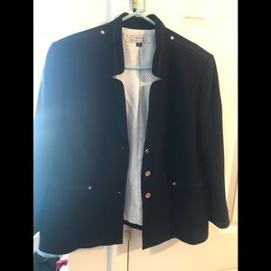 Tahari Blazer